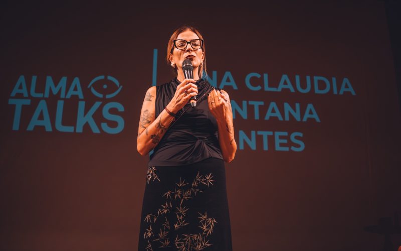 Ana Claudia Quintana Arantes se apresenta em Belo Horizonte com palestra sobre propósito e escolhas