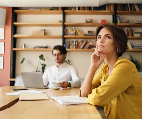 TOEIC e TOEFL: entenda as diferenças e supere o medo dos testes de inglês
